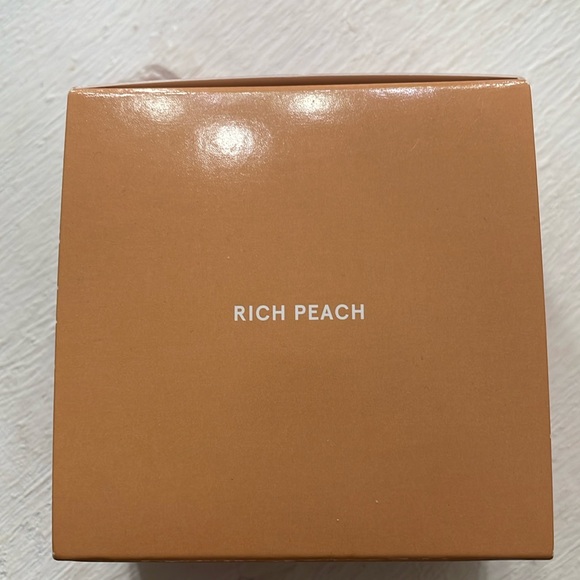 🍑NEW🍑One Size Rich Peach Setting Powder - Picture 2 of 6